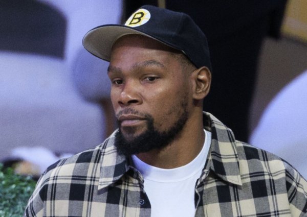 明利配资 杜兰特：当时哈登离开雷霆去火箭时，詹姆斯他们高兴得要命